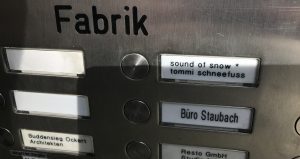 Vor der Haustür von Tommi Schneefuß, Sound of Snow.